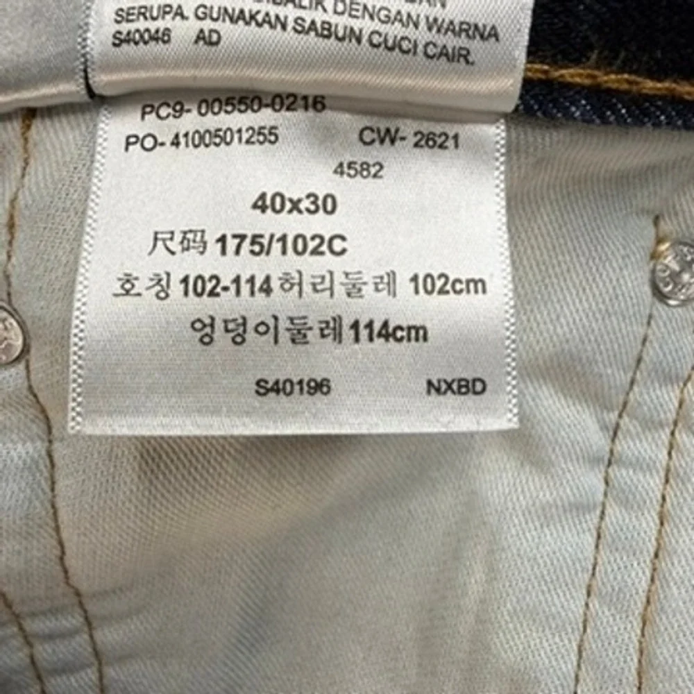 Levi's Jeans Mens 40x30 Dark Wash 550‎ Relaxed Fit Tapered Leg Denim